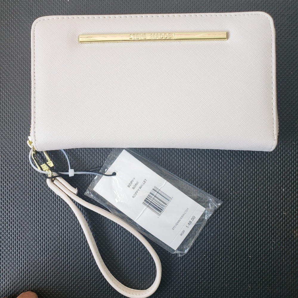 STEVE MADDEN WALLET BONE COLOR